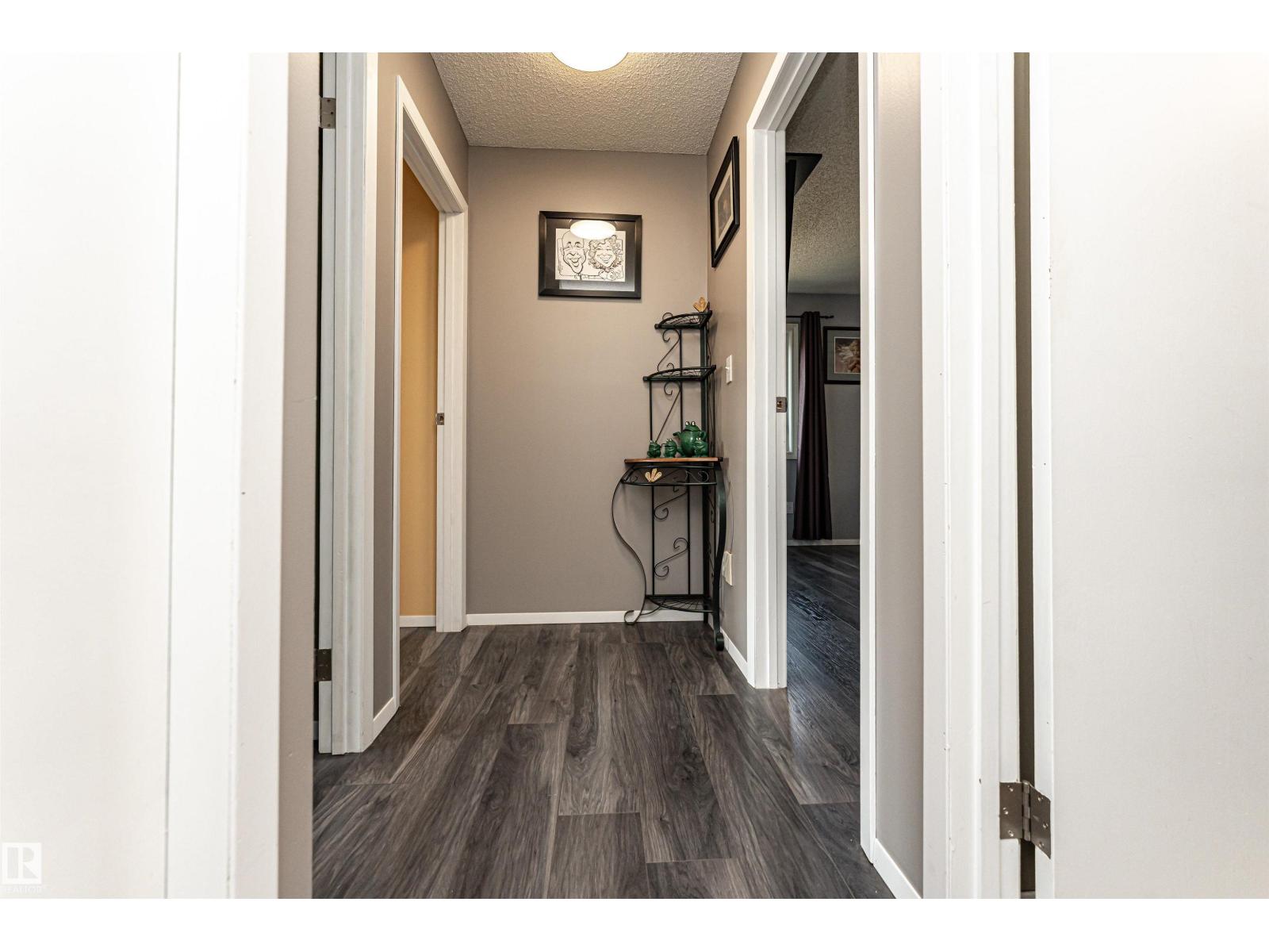 9007 102 Av, Morinville, Alberta  T8R 1B5 - Photo 22 - E4457053