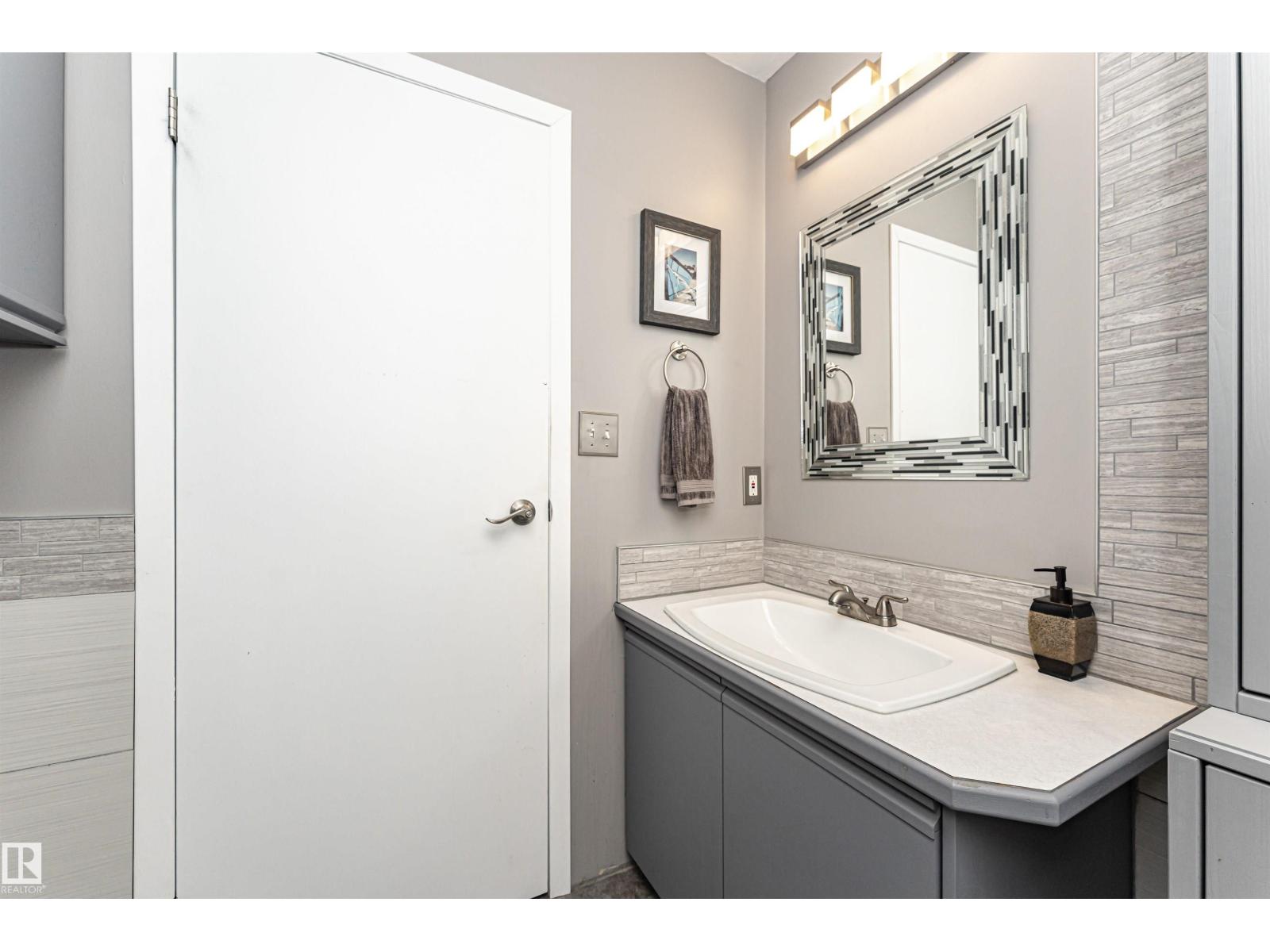 9007 102 Av, Morinville, Alberta  T8R 1B5 - Photo 45 - E4457053