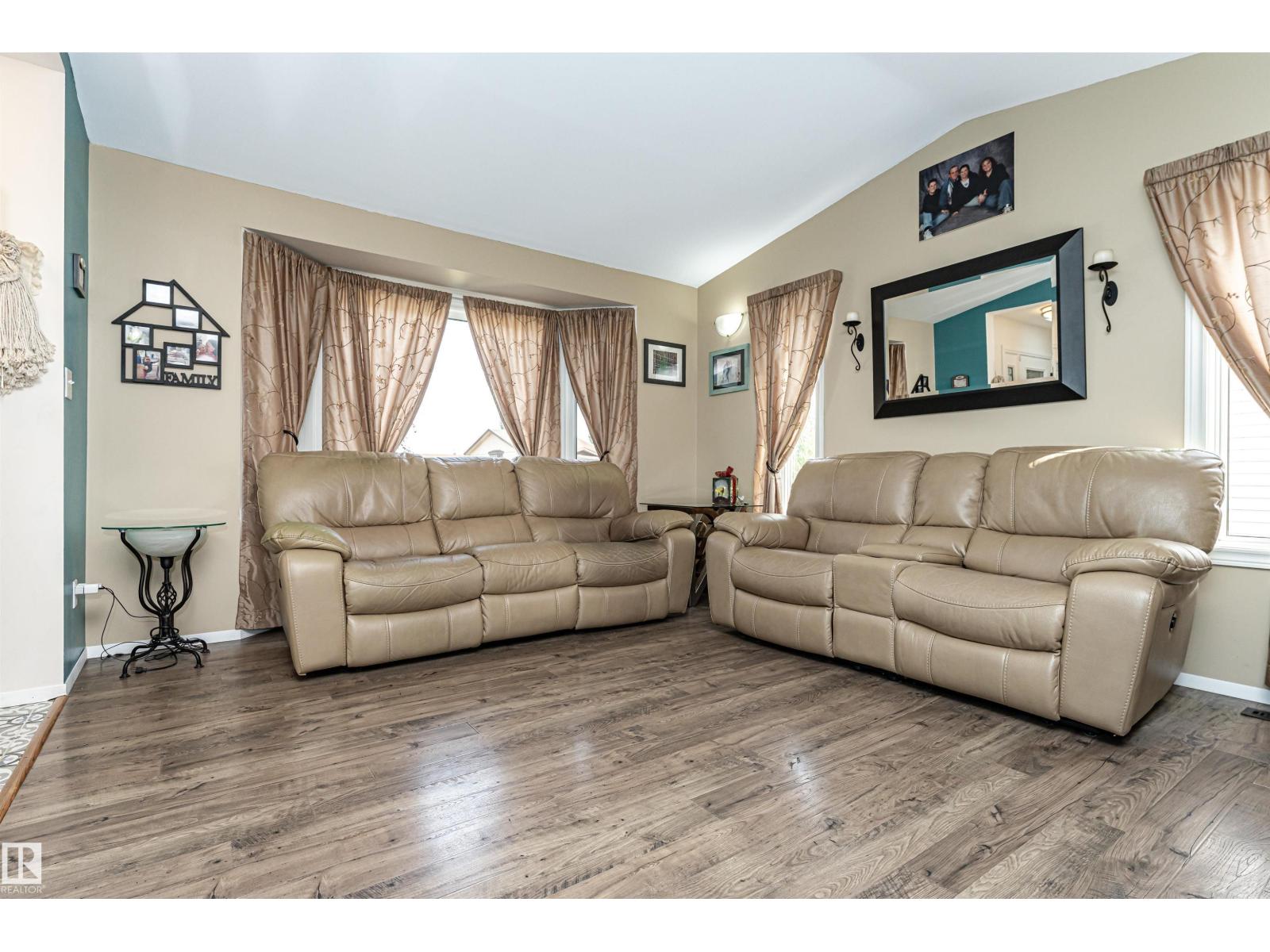 9007 102 Av, Morinville, Alberta  T8R 1B5 - Photo 8 - E4457053