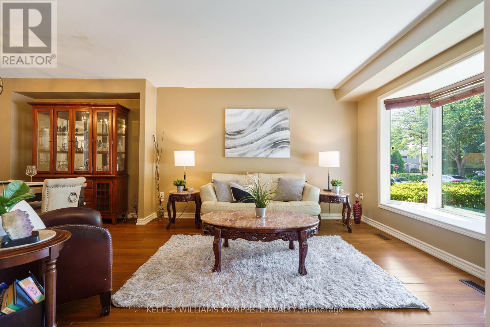 10 Glen Eden Court, Hamilton, Ontario  L9C 6H6 - Photo 5 - X12394529