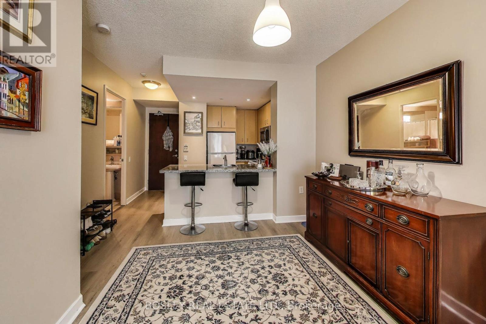 1007 - 85 Bloor Street E, Toronto, Ontario  M4W 3Y1 - Photo 6 - C12394539