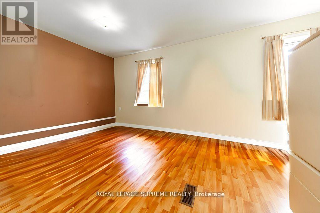 109 Regina Avenue, Toronto, Ontario  M6A 1R5 - Photo 5 - C12394613