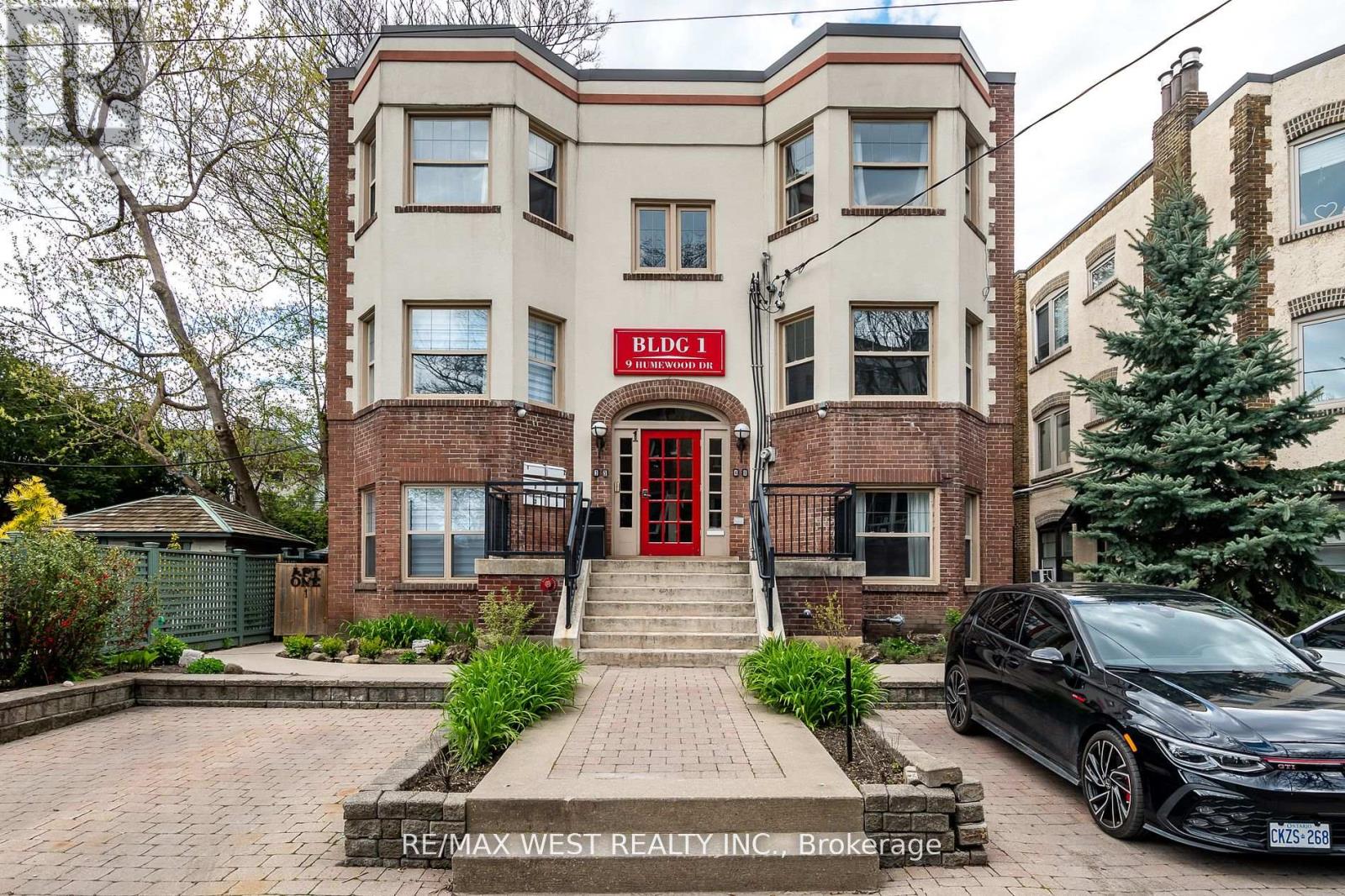 BLDG 1 - 9 HUMEWOOD DRIVE, Toronto, Ontario