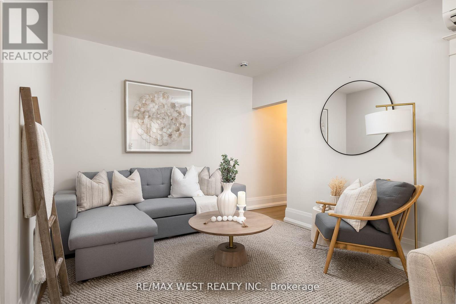Bldg 1 - 9 Humewood Drive, Toronto, Ontario  M6C 1C9 - Photo 15 - C12394626