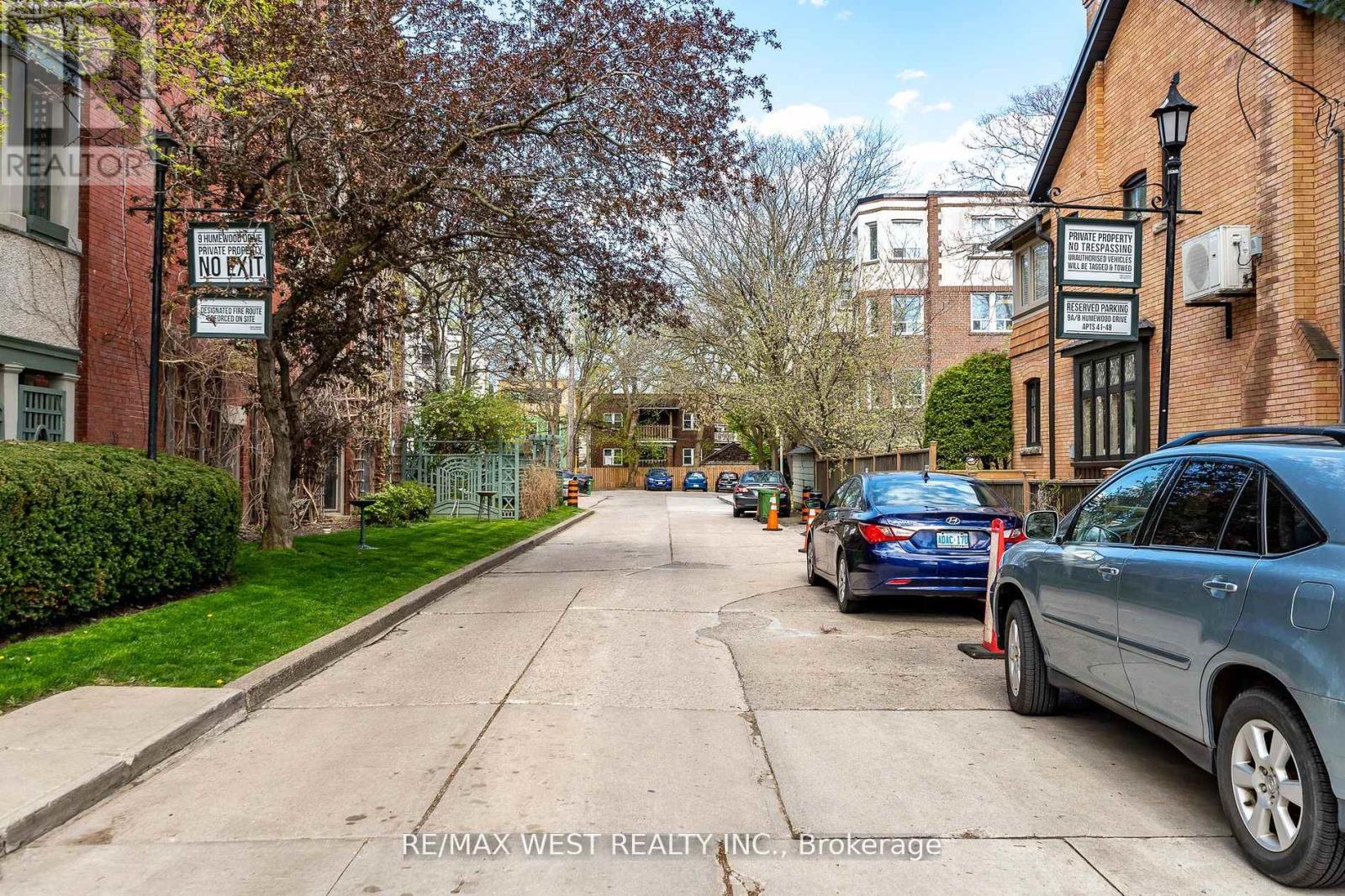Bldg 1 - 9 Humewood Drive, Toronto, Ontario  M6C 1C9 - Photo 39 - C12394626