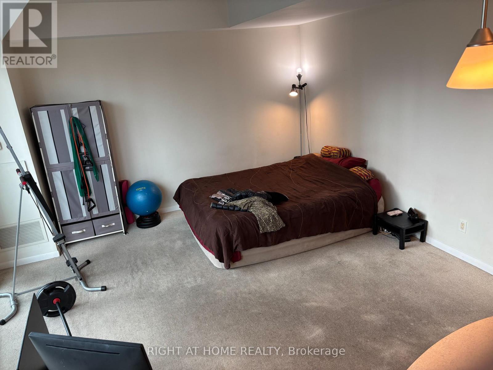 2404 - 18 Yonge Street, Toronto, Ontario  M5E 1Z8 - Photo 6 - C12394635