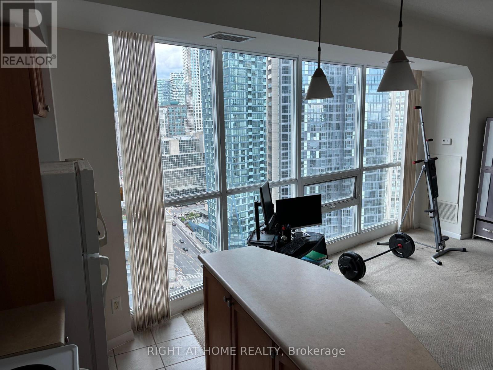 2404 - 18 Yonge Street, Toronto, Ontario  M5E 1Z8 - Photo 8 - C12394635
