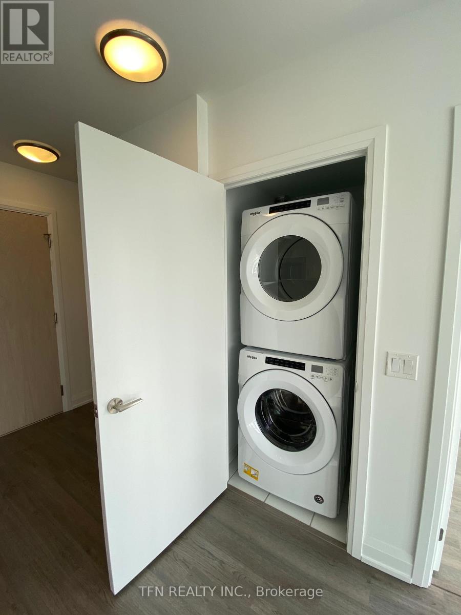 2206 - 77 Mutual Street, Toronto, Ontario  M5B 2A9 - Photo 9 - C12394646