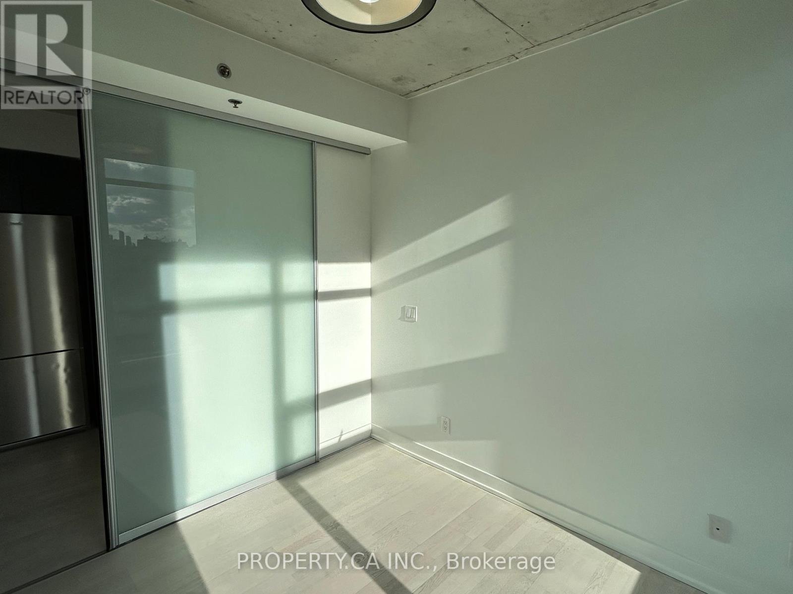622 - 20 Minowan Miikan Lane, Toronto, Ontario  M6J 0E5 - Photo 12 - C12394669