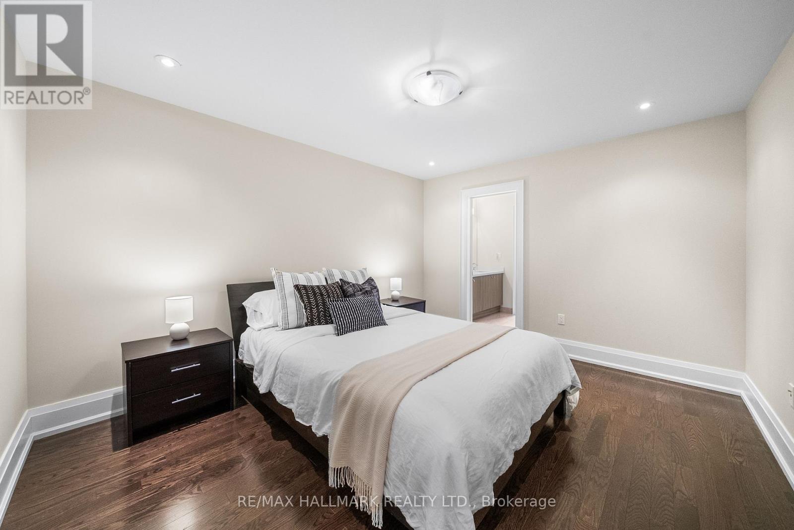 19 Hycrest Avenue, Toronto (Willowdale East), Ontario  M2N 5G2 - Photo 26 - C12394671