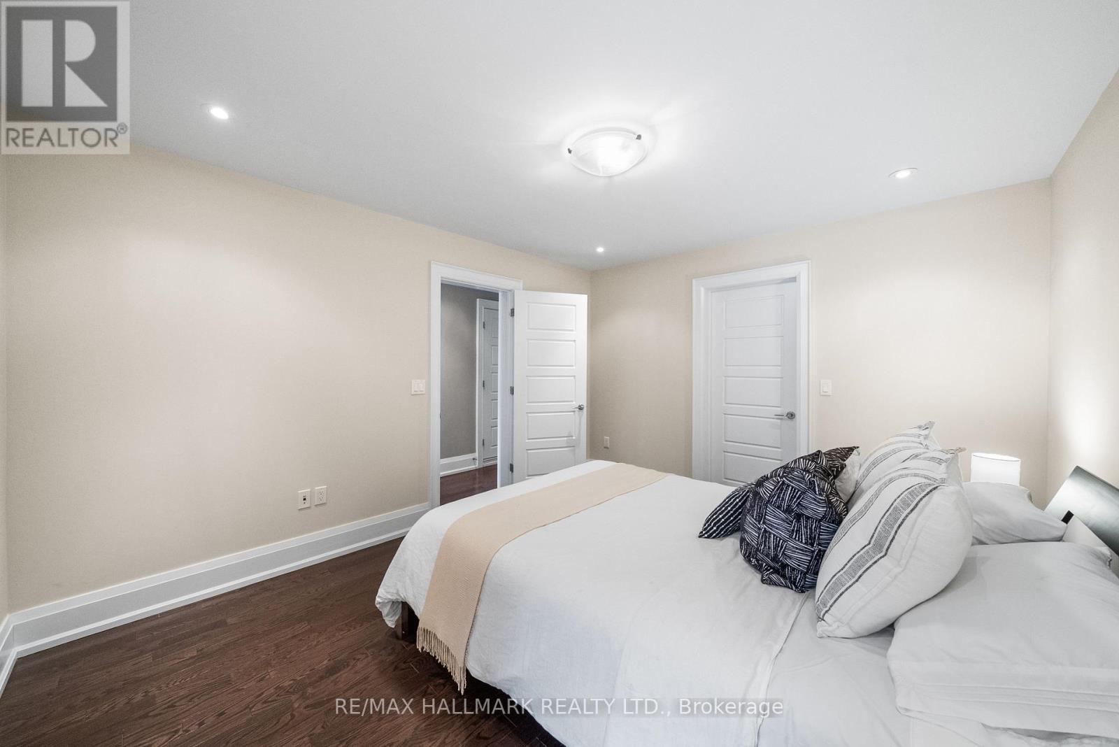19 Hycrest Avenue, Toronto (Willowdale East), Ontario  M2N 5G2 - Photo 27 - C12394671
