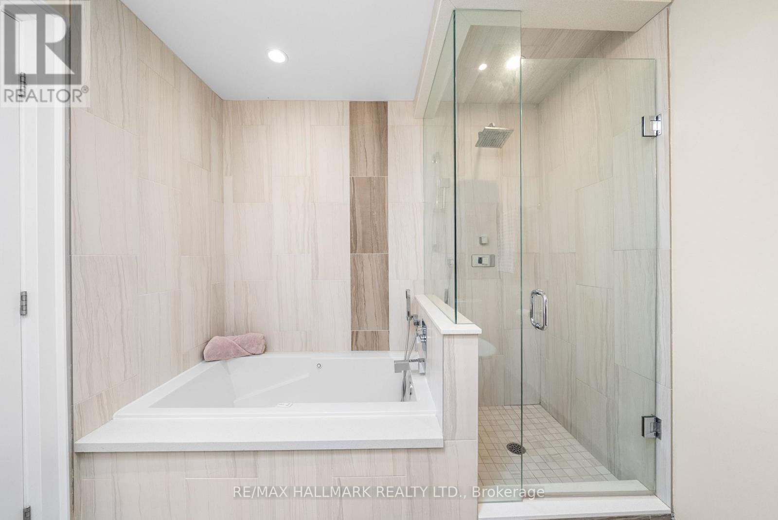 19 Hycrest Avenue, Toronto (Willowdale East), Ontario  M2N 5G2 - Photo 36 - C12394671
