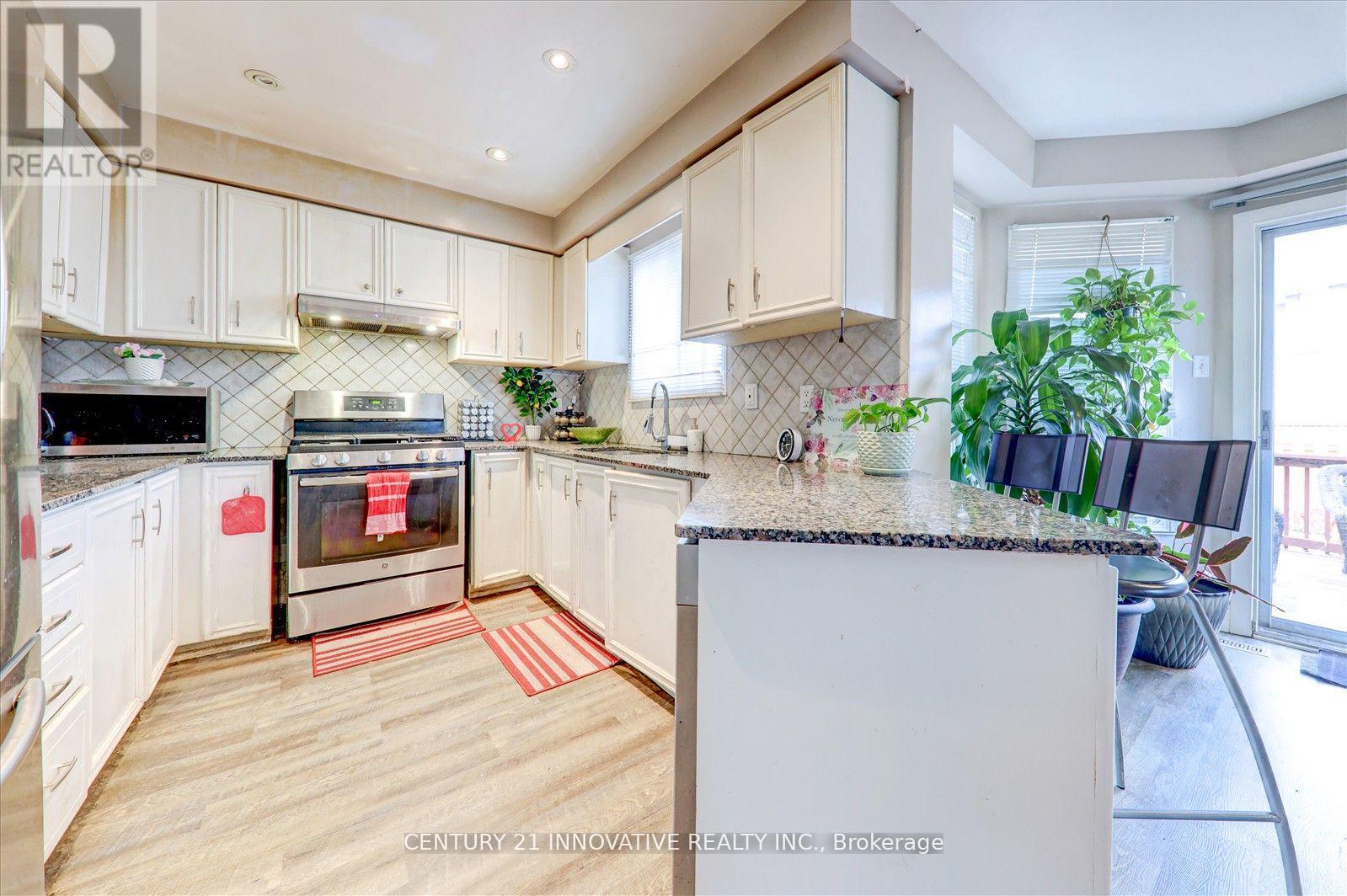 560 Steeple Hill, Pickering (Woodlands), Ontario  L1V 5Z3 - Photo 10 - E12394537