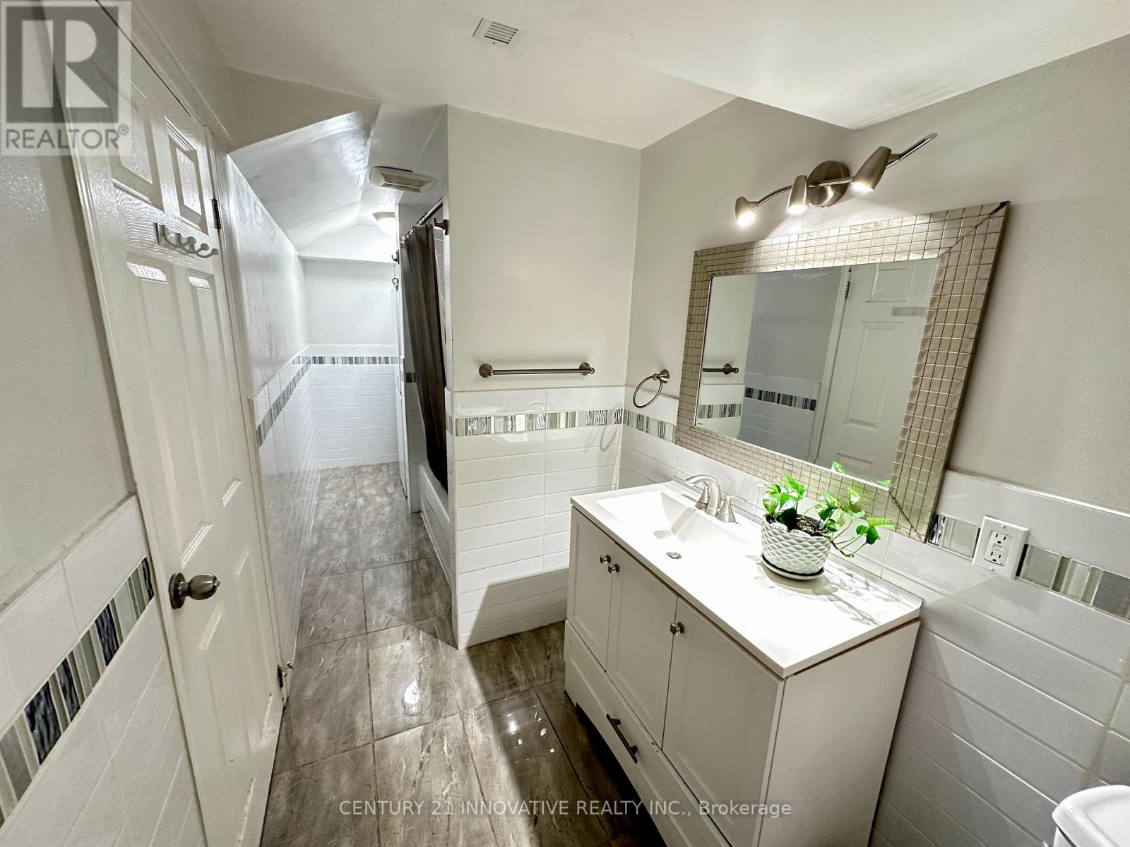 560 Steeple Hill, Pickering (Woodlands), Ontario  L1V 5Z3 - Photo 38 - E12394537
