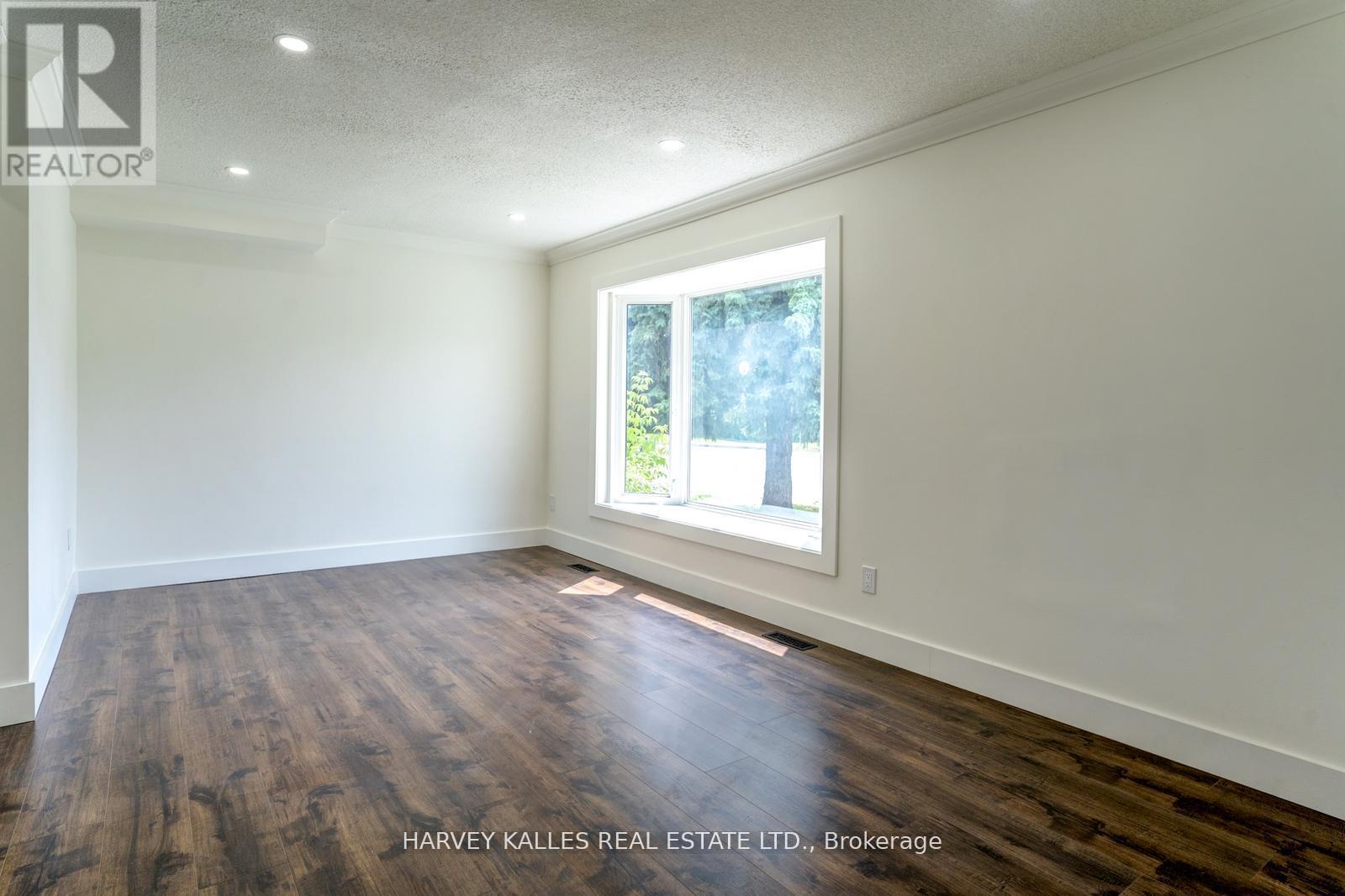 10 Tunmead Square, Toronto, Ontario  M1B 1W9 - Photo 11 - E12394581