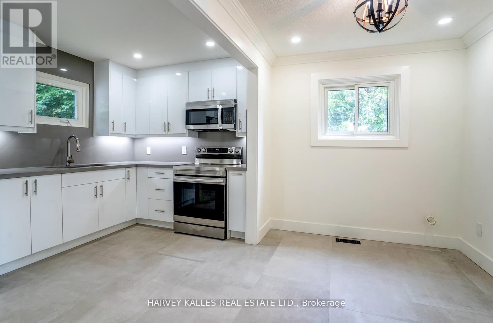 10 Tunmead Square, Toronto, Ontario  M1B 1W9 - Photo 17 - E12394581