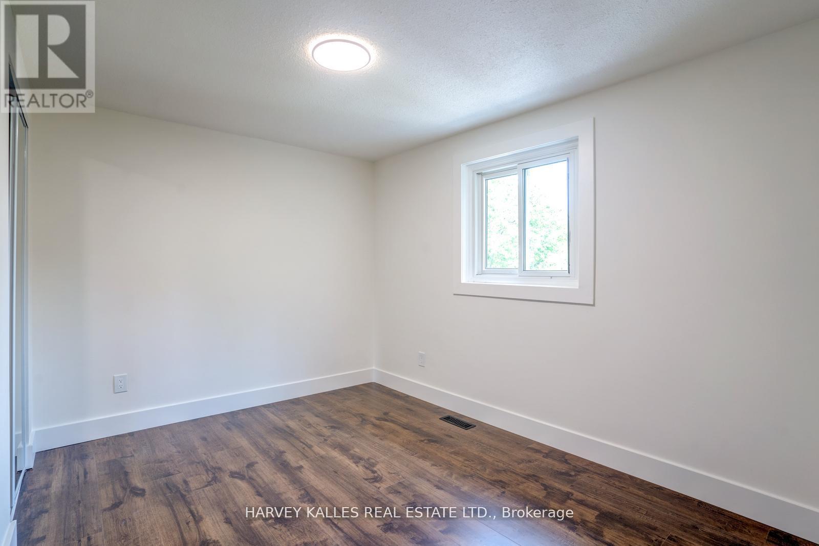 10 Tunmead Square, Toronto, Ontario  M1B 1W9 - Photo 30 - E12394581
