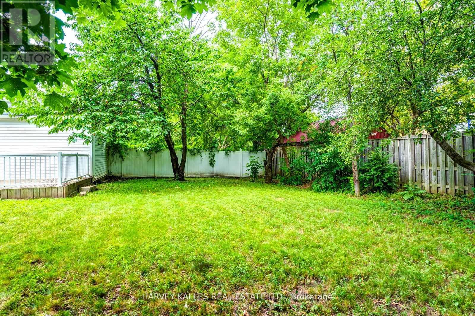 10 Tunmead Square, Toronto, Ontario  M1B 1W9 - Photo 46 - E12394581