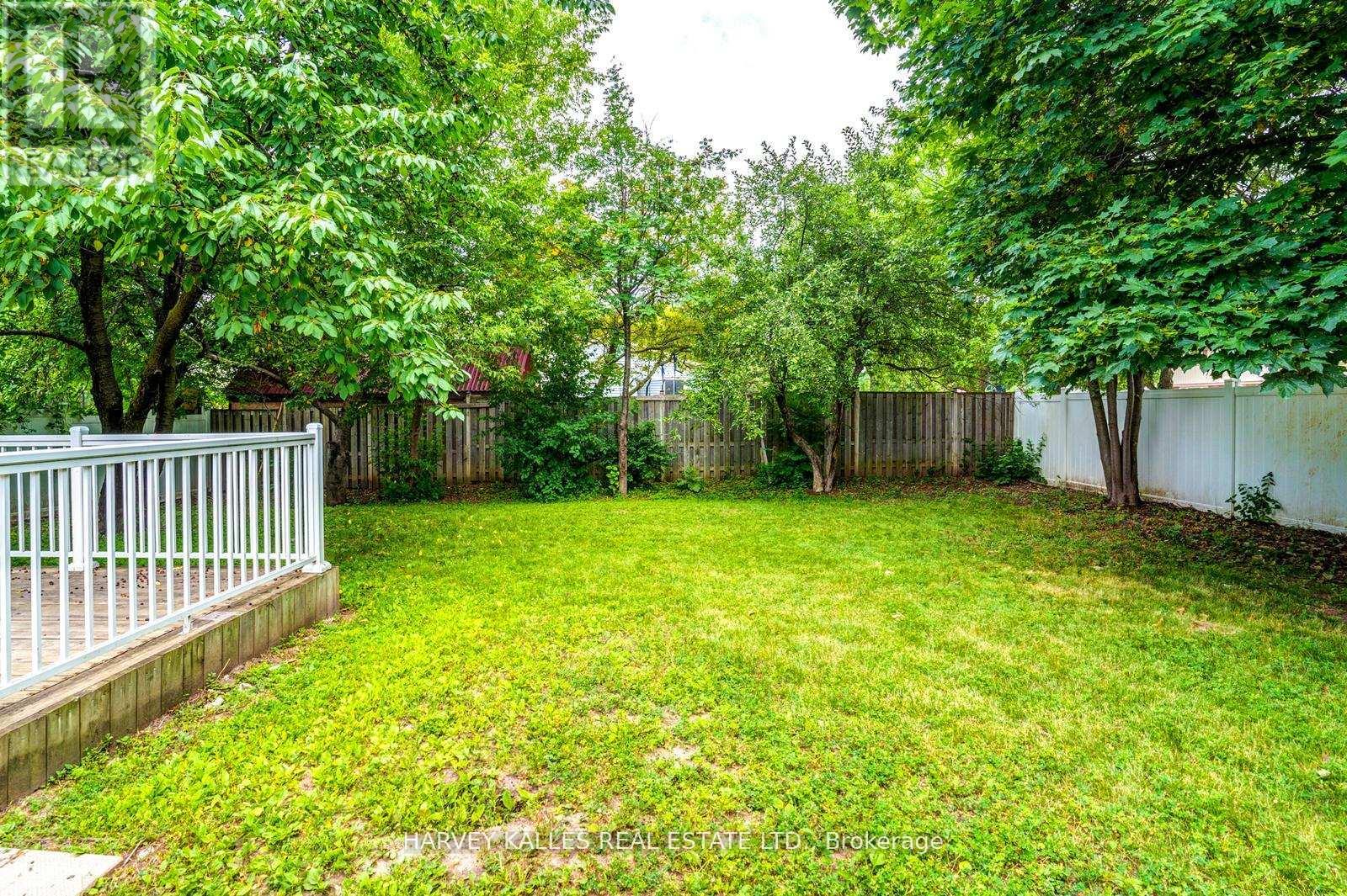 10 Tunmead Square, Toronto, Ontario  M1B 1W9 - Photo 49 - E12394581