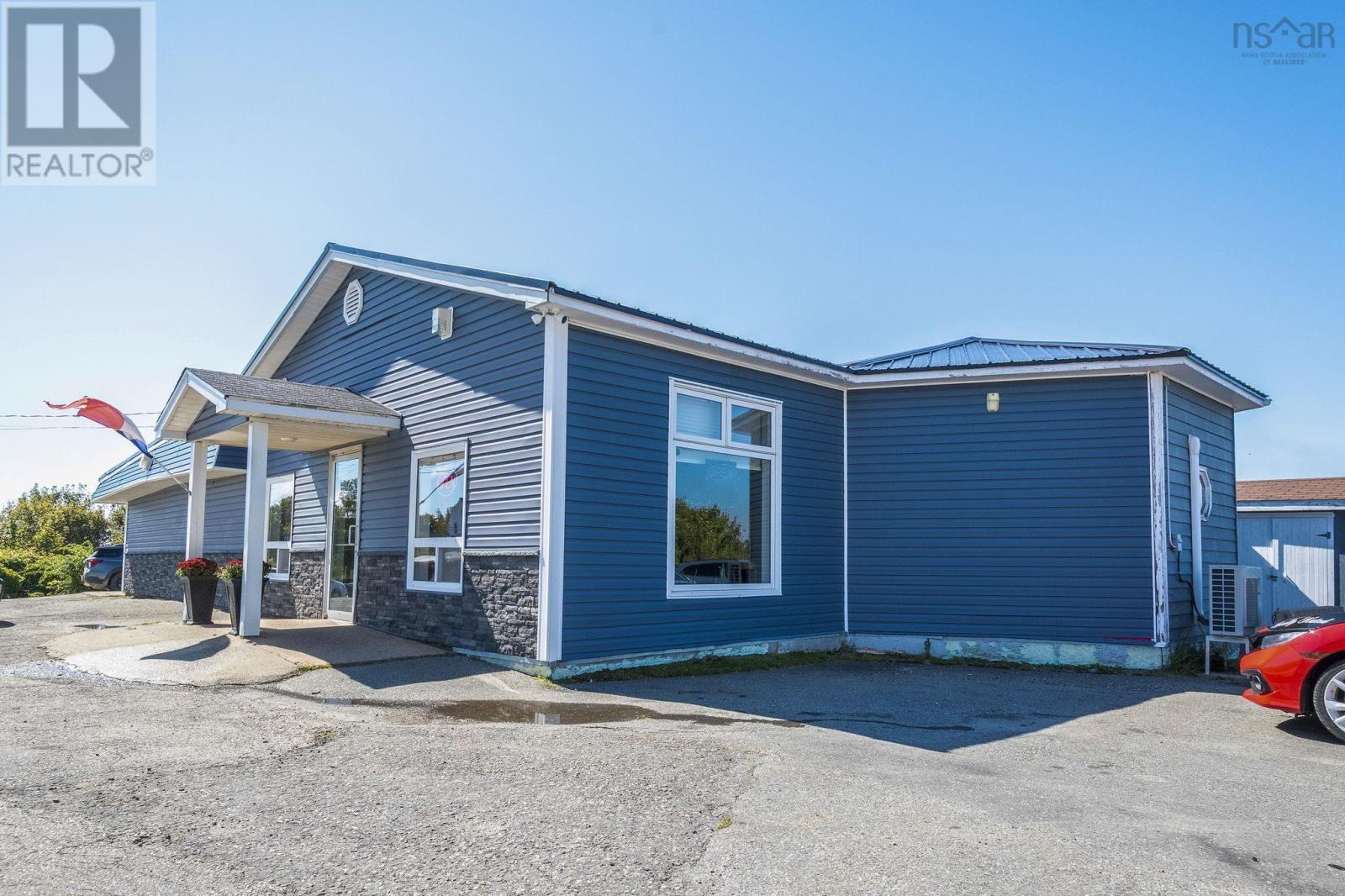 8467 1 Highway, Meteghan Centre, Nova Scotia  B0W 2J0 - Photo 2 - 202522750