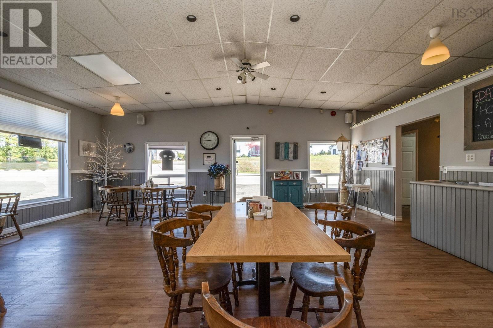 8467 1 Highway, Meteghan Centre, Nova Scotia  B0W 2J0 - Photo 16 - 202522750