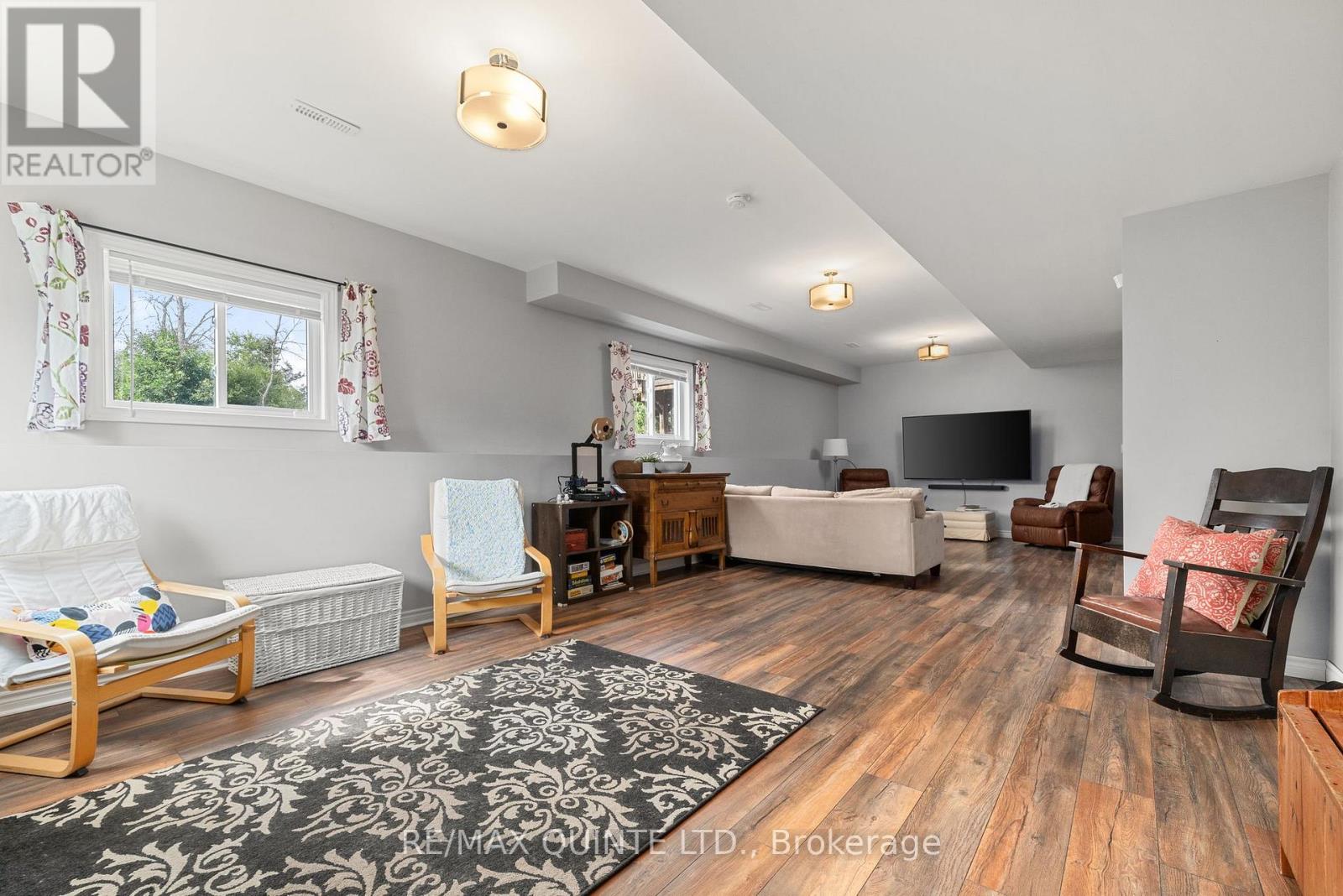 405 Brennan Road, Belleville, Ontario  K8N 4Z6 - Photo 33 - X12394724