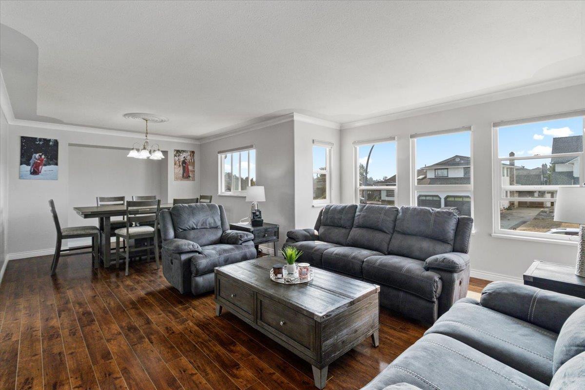 2958 Sidoni Avenue, Abbotsford, British Columbia  V2T 5J8 - Photo 3 - R3044492