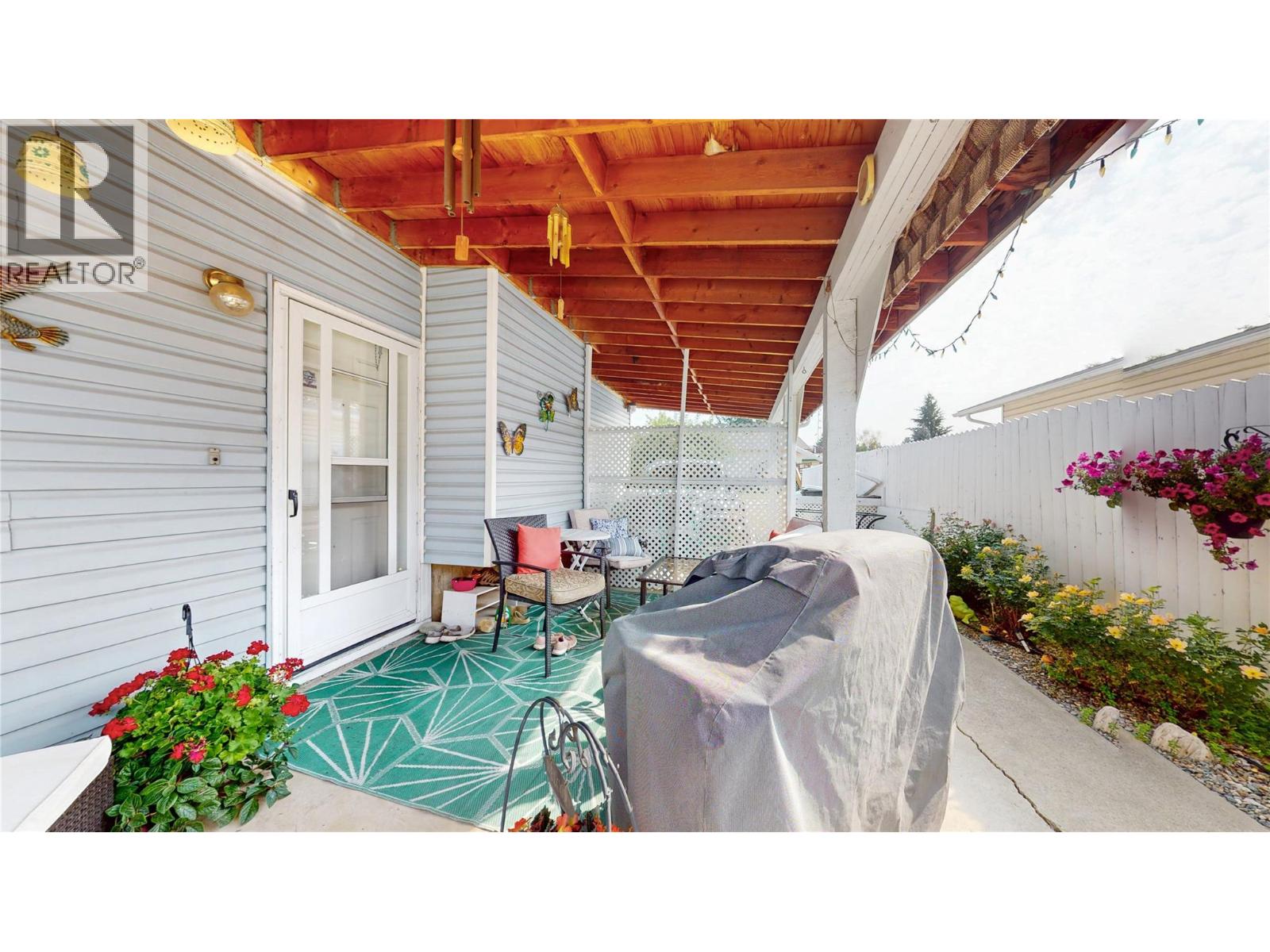 612 21st Avenue N, Cranbrook, British Columbia  V1C 5H9 - Photo 3 - 10360876