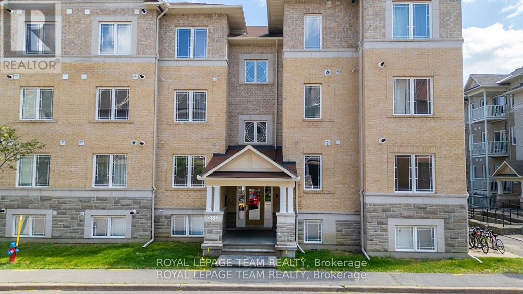4 - 236 PASEO PRIVATE, Ottawa, Ontario