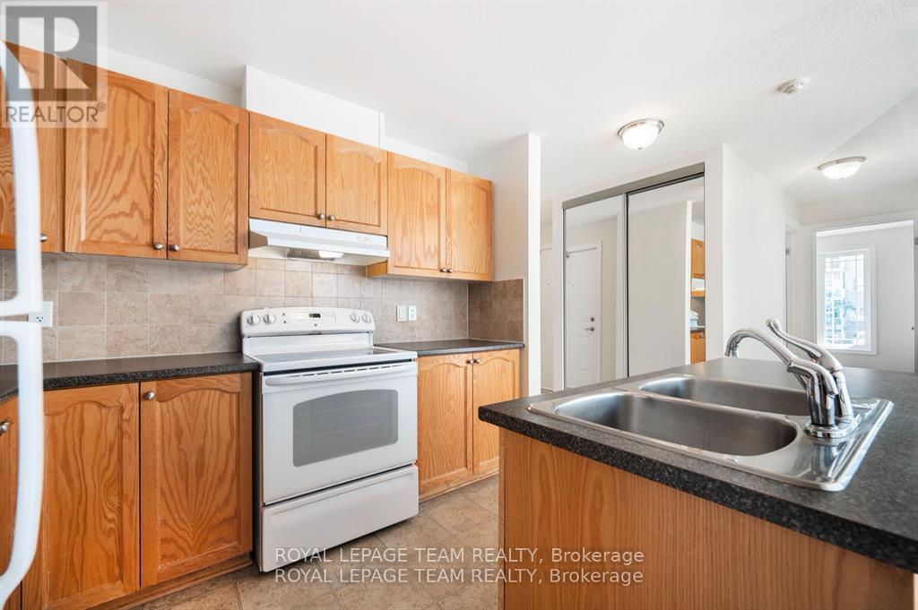 4 - 236 Paseo Private, Ottawa, Ontario  K2G 4N7 - Photo 12 - X12394706