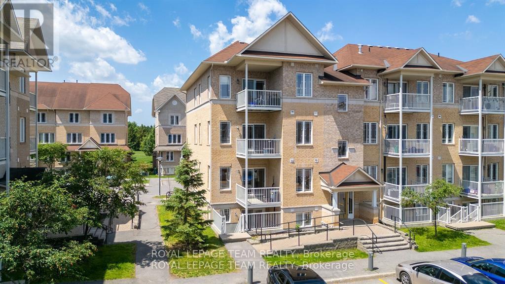 4 - 236 Paseo Private, Ottawa, Ontario  K2G 4N7 - Photo 3 - X12394706