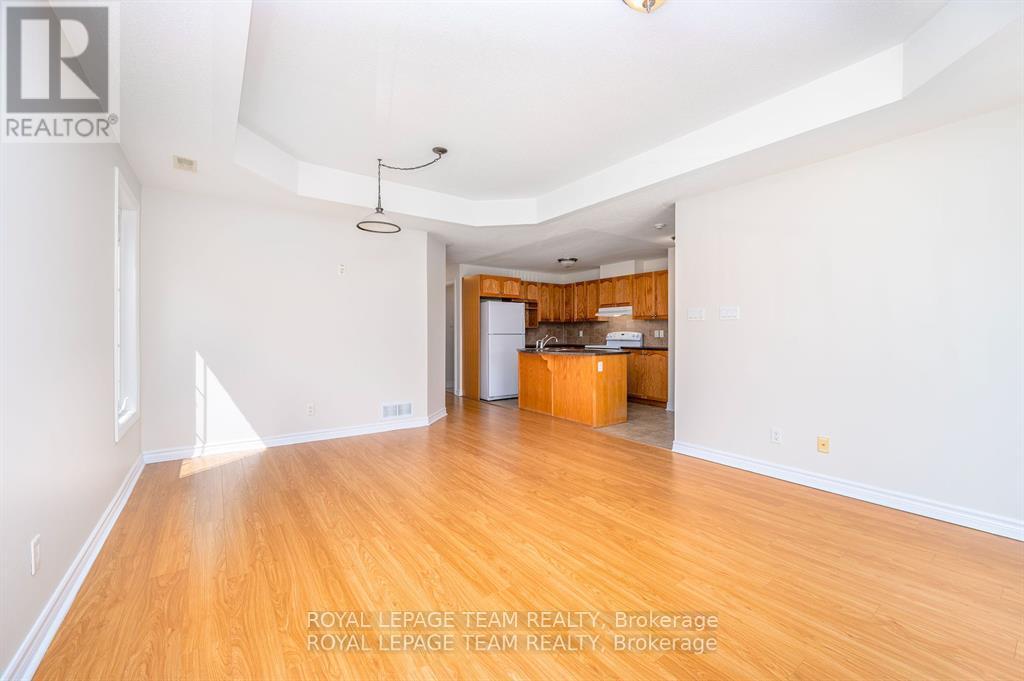 4 - 236 Paseo Private, Ottawa, Ontario  K2G 4N7 - Photo 5 - X12394706