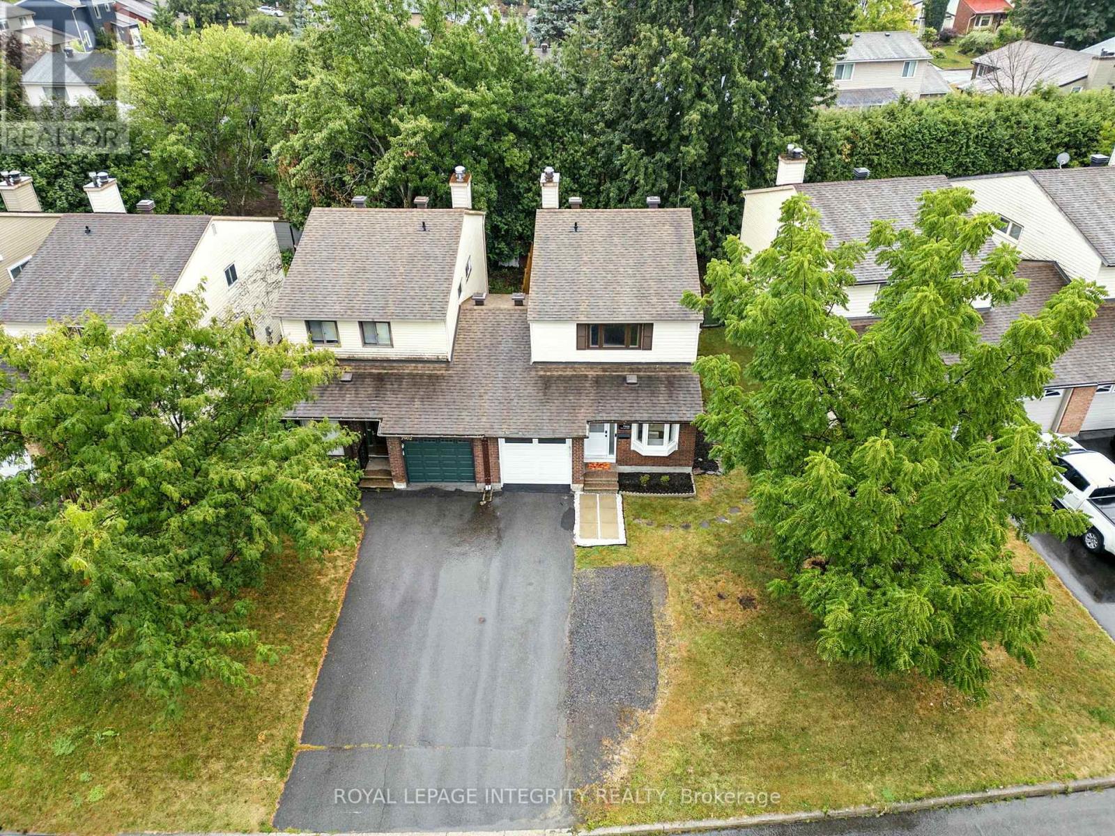 7900 Decarie Drive, Ottawa, Ontario  K1C 2K3 - Photo 3 - X12394767