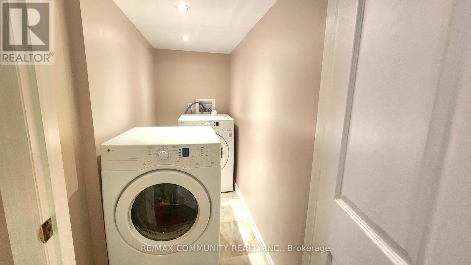 Lower - 30 Wilf Morden Road, Whitchurch-Stouffville, Ontario  L4A 0H3 - Photo 10 - N12394648