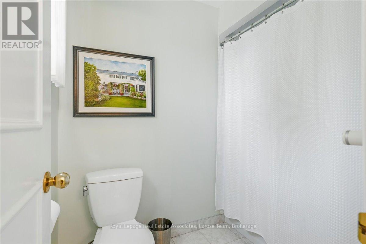 1386 Myron Drive, Mississauga (Lakeview), Ontario  L5E 2N4 - Photo 32 - W12394283