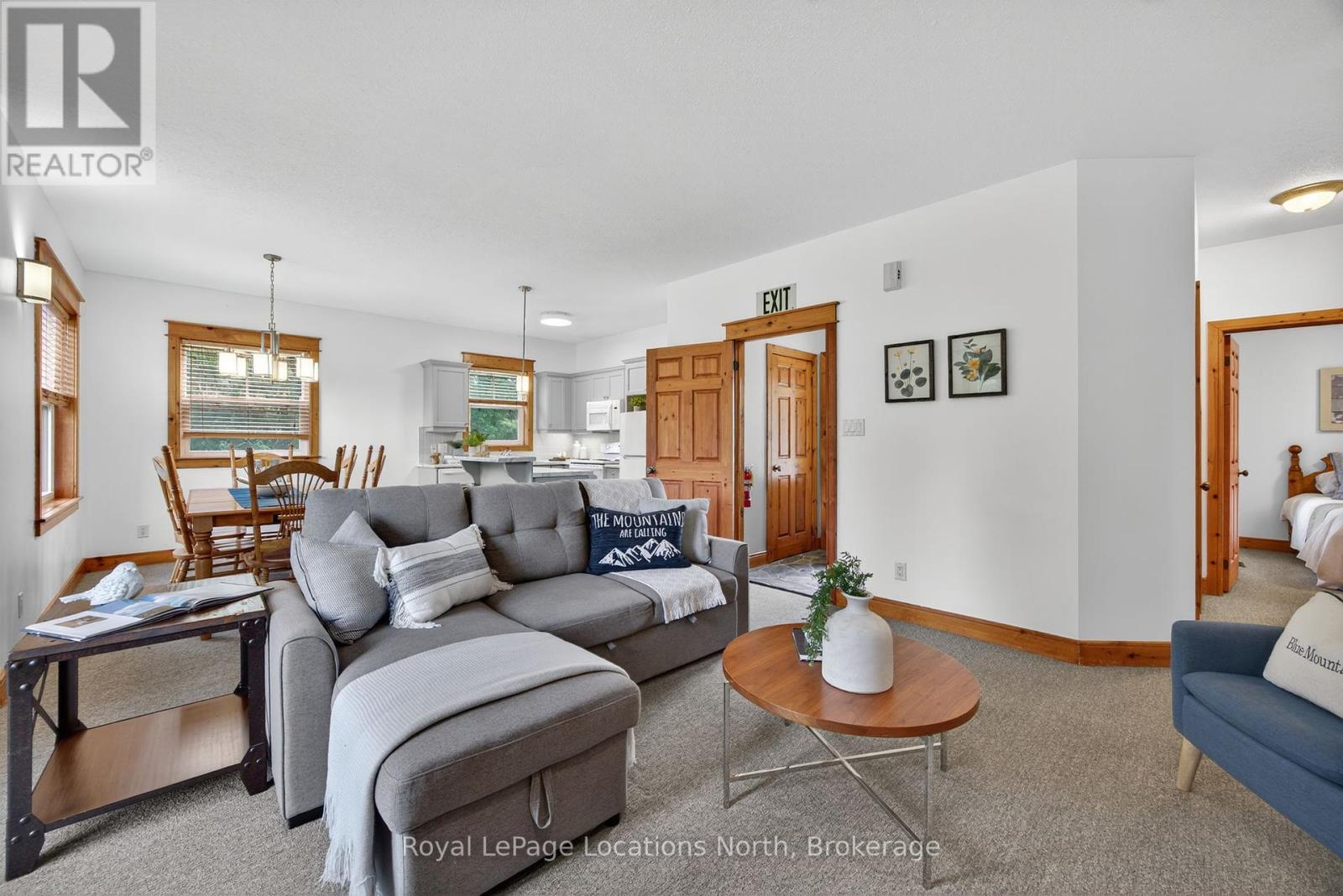 121 - 170 Snowbridge Way, Blue Mountains, Ontario  L9Y 0V1 - Photo 7 - X12394679