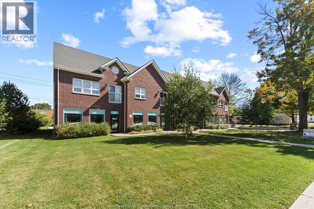 111 Sandwich Street South Unit# 103, Amherstburg, Ontario  N9V 1Z6 - Photo 5 - 25023035