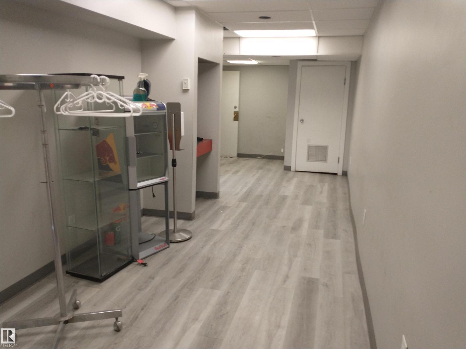 9424 111 Av Nw, Edmonton, Alberta  T5G 0A4 - Photo 6 - E4456897