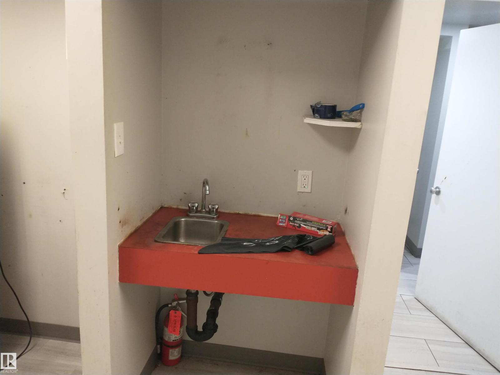 9424 111 Av Nw, Edmonton, Alberta  T5G 0A4 - Photo 7 - E4456897
