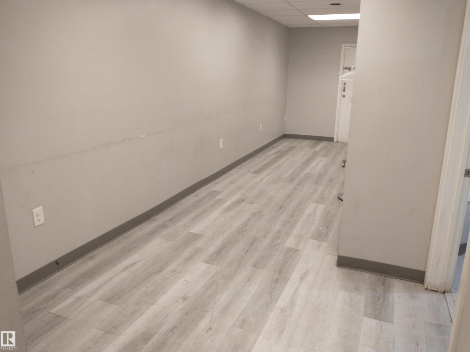 9424 111 Av Nw, Edmonton, Alberta  T5G 0A4 - Photo 5 - E4456897