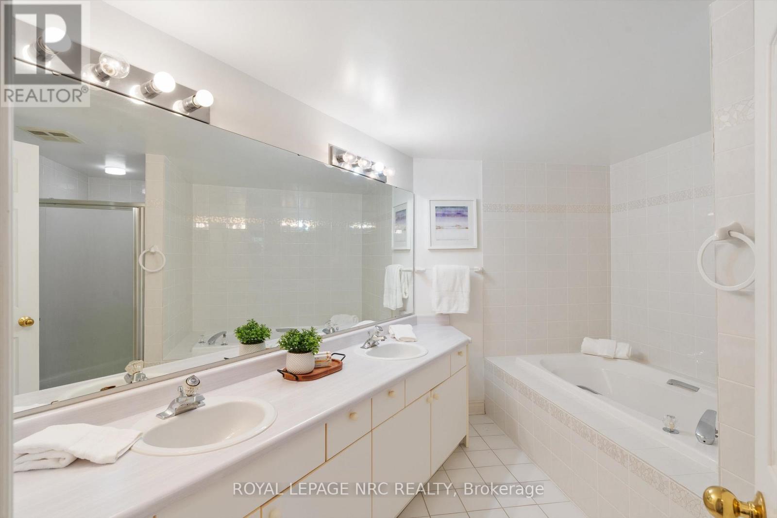 2204 - 701 Geneva Street, St. Catharines, Ontario  L2N 7H9 - Photo 21 - X12394716