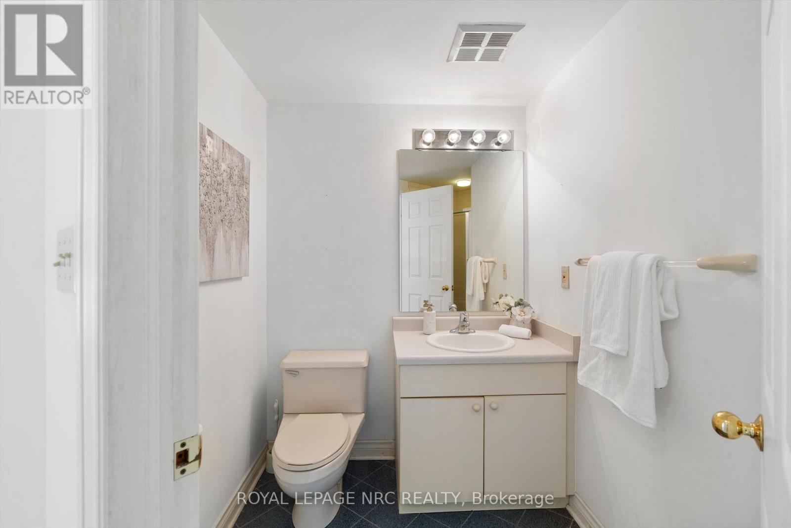 2204 - 701 Geneva Street, St. Catharines, Ontario  L2N 7H9 - Photo 25 - X12394716