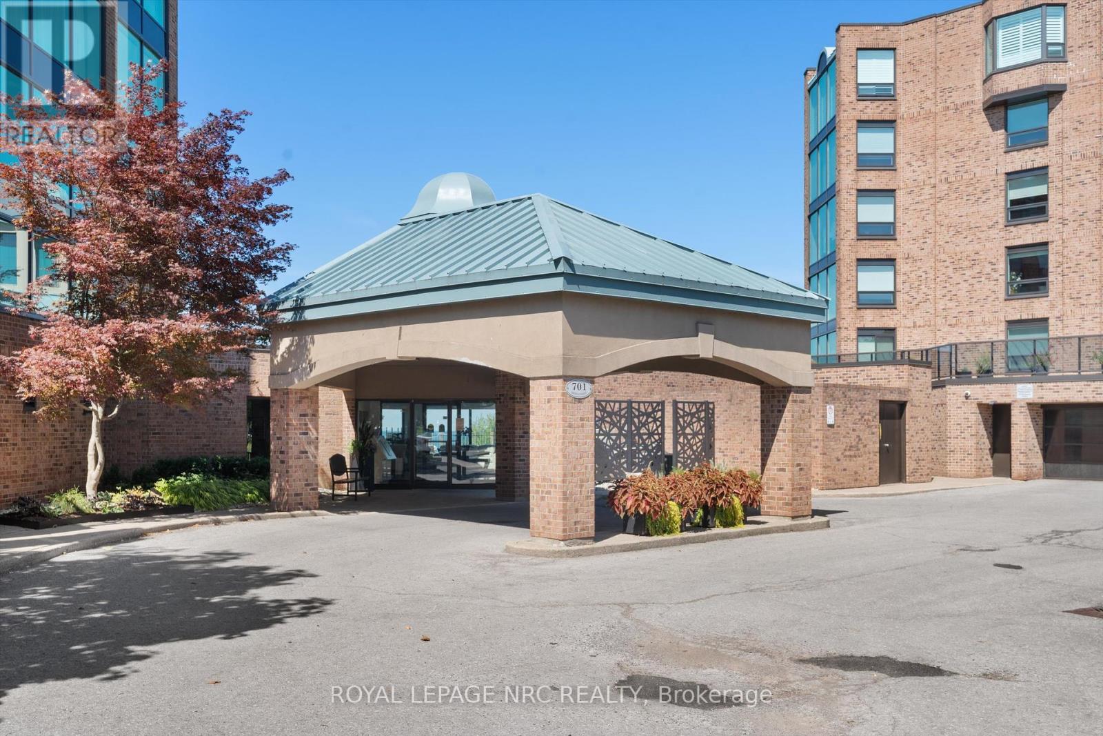 2204 - 701 Geneva Street, St. Catharines, Ontario  L2N 7H9 - Photo 32 - X12394716