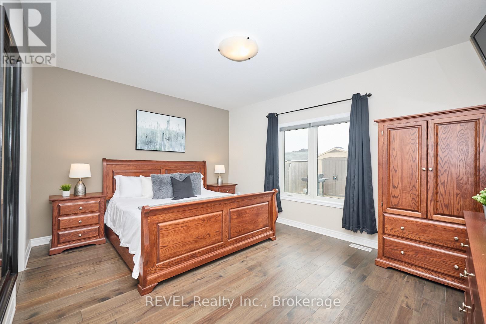 5 Cinnamon Street, Thorold, Ontario  L2V 0H5 - Photo 15 - X12394769