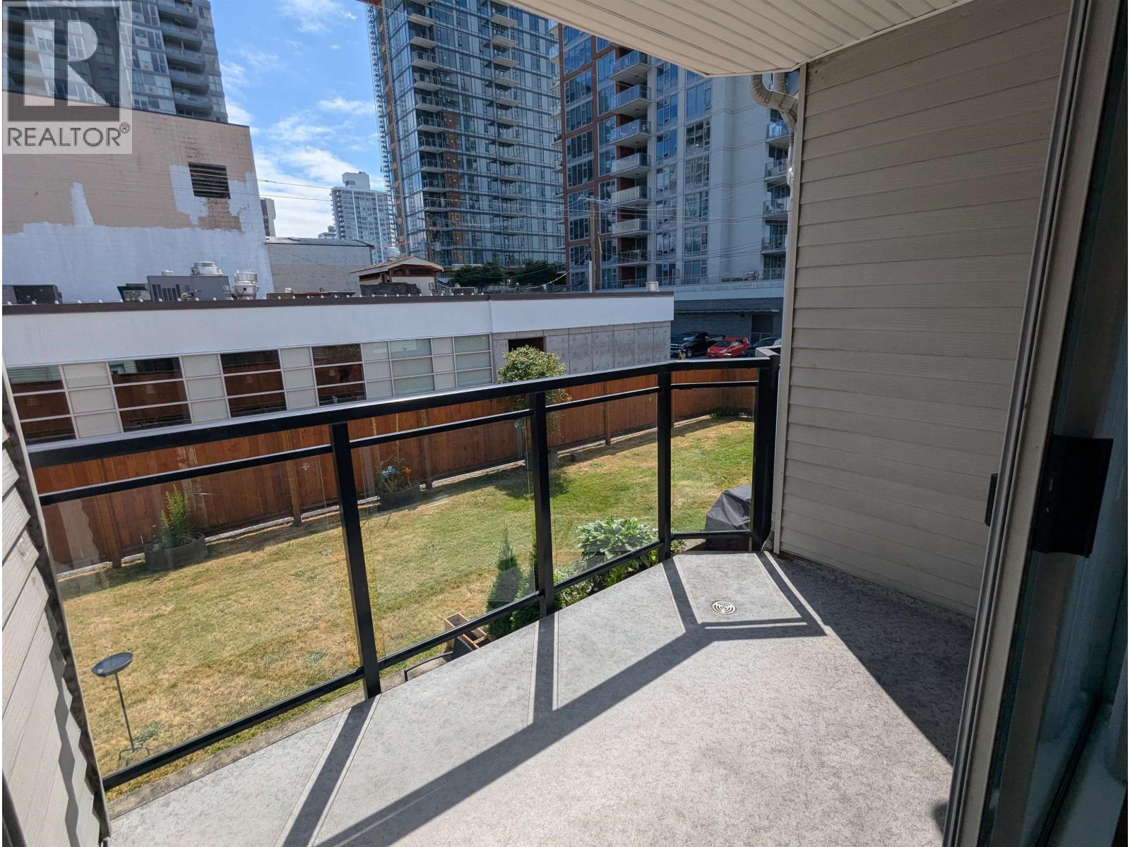 208 1550 Chesterfield Avenue, North Vancouver, British Columbia  V7M 2N6 - Photo 27 - R3046109