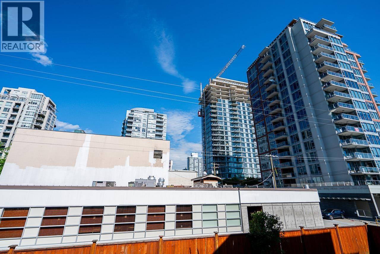 208 1550 Chesterfield Avenue, North Vancouver, British Columbia  V7M 2N6 - Photo 28 - R3046109