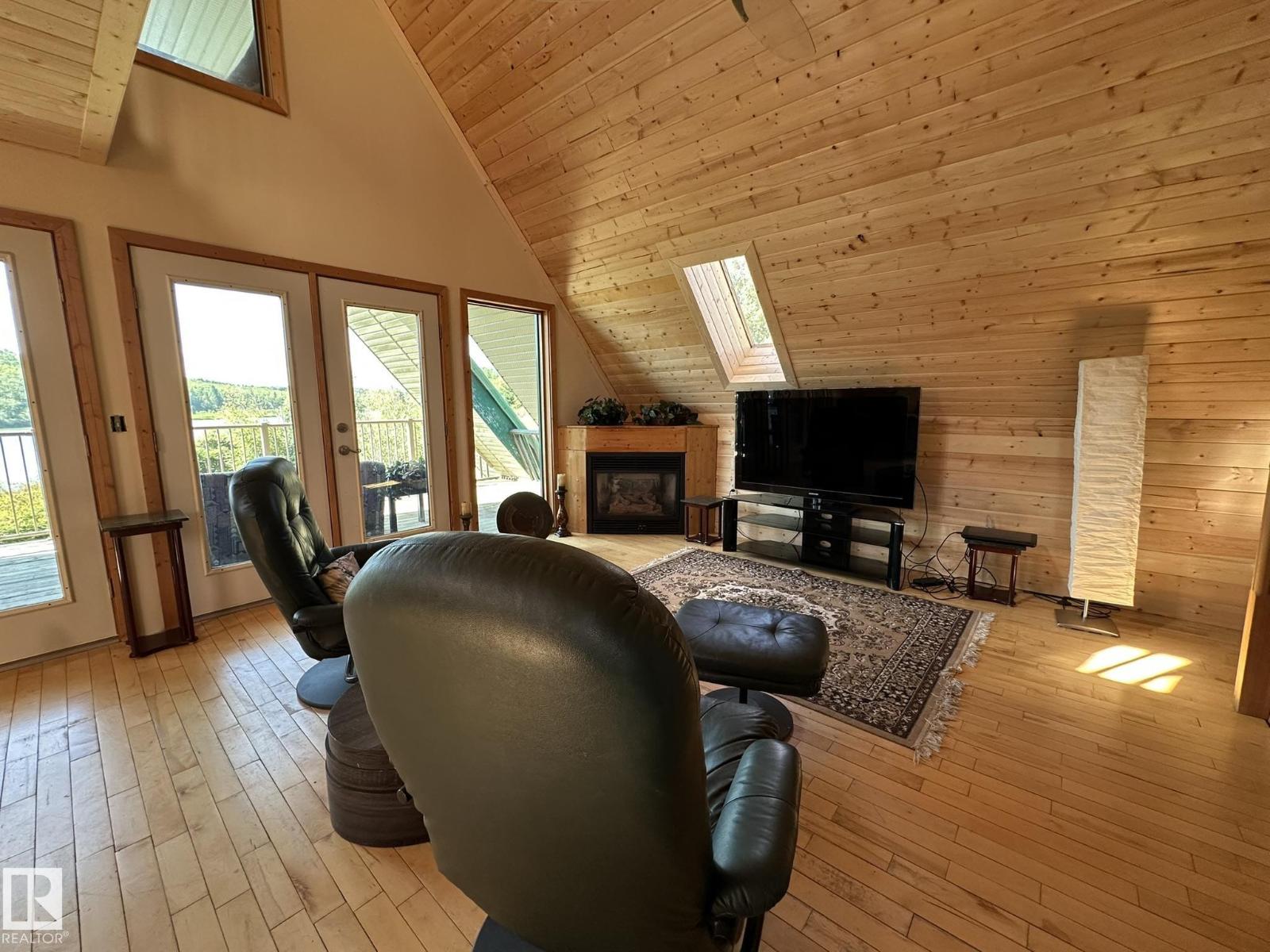 17401 Victoria Tr, Rural Smoky Lake County, Alberta  T0A 3C0 - Photo 7 - E4456565