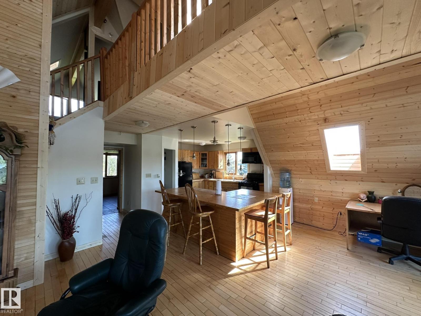 17401 Victoria Tr, Rural Smoky Lake County, Alberta  T0A 3C0 - Photo 10 - E4456565