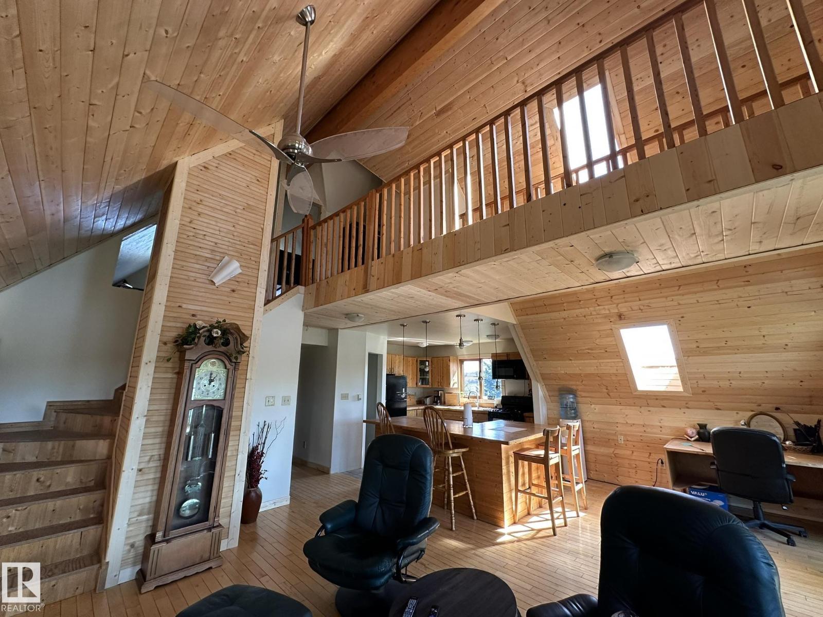 17401 Victoria Tr, Rural Smoky Lake County, Alberta  T0A 3C0 - Photo 13 - E4456565