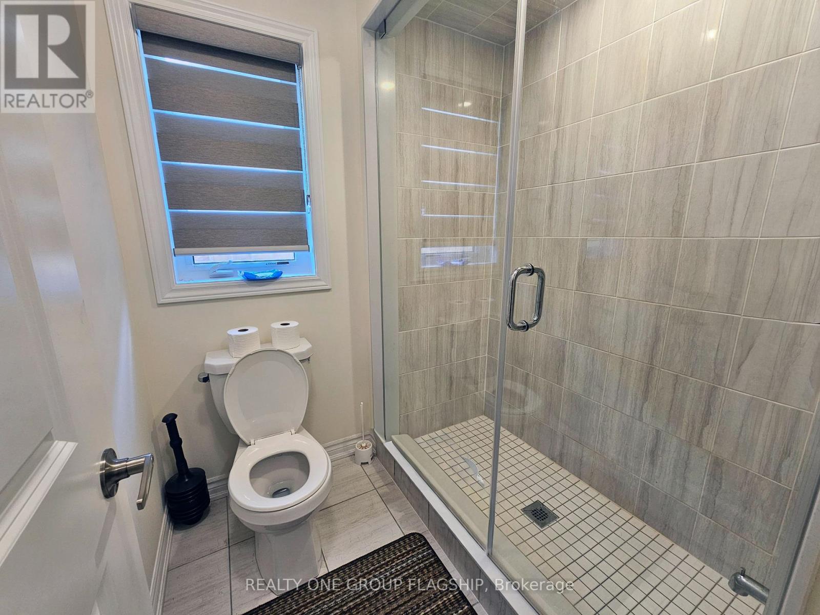 42 Claremont Drive, Brampton, Ontario  L6R 4G4 - Photo 18 - W12394530